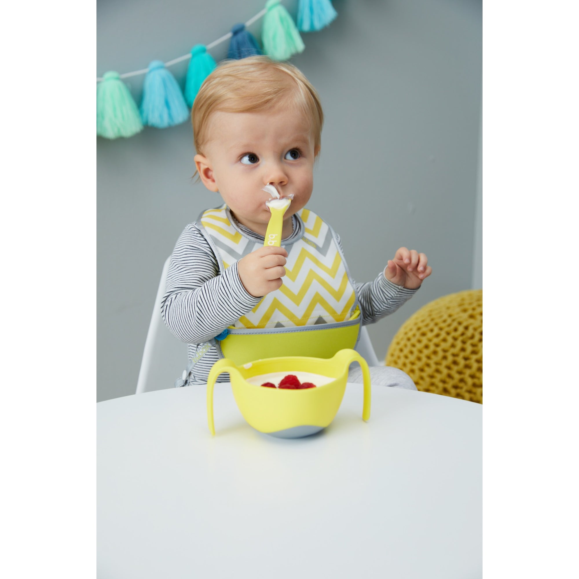 b.box Travel Bib - Mellow Yellow