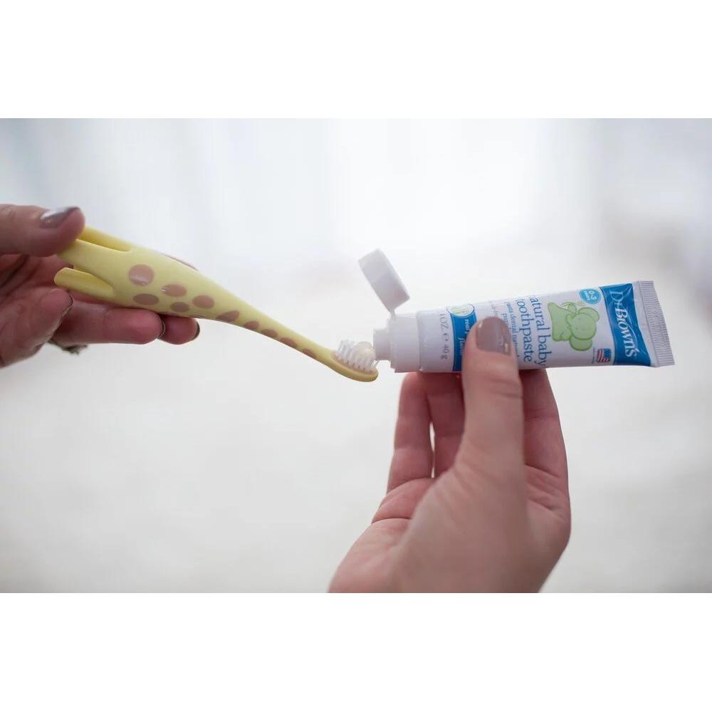dr-browns-natural-baby-toothpaste-safe-to-swallow- (3)