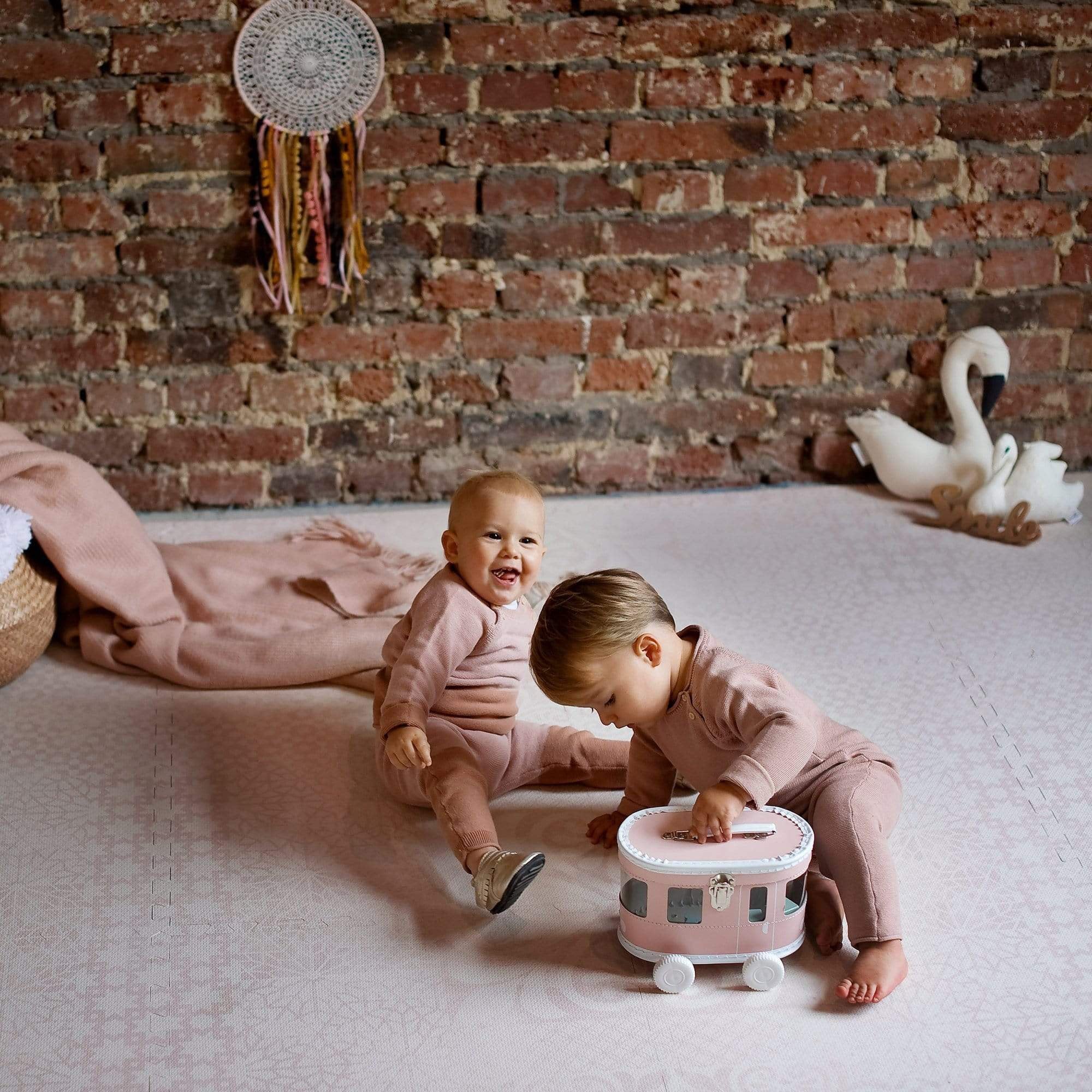 toddlekind-prettier-playmat-persian-blossom-120x180cm-6-tiles-&-12-edging-borders- (12)